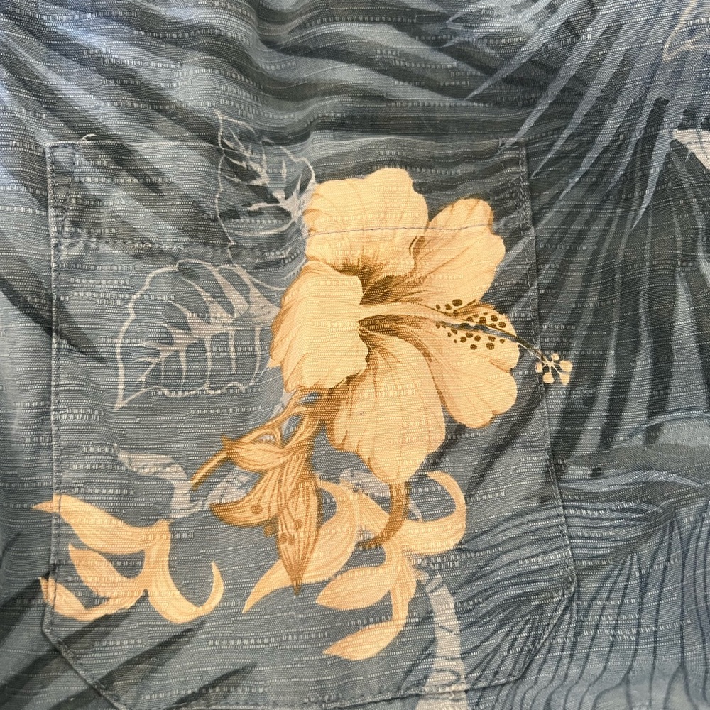 Jamaica Jaxx Blue Floral Print 100% Silk Wood Button Hawaiian Shirt Mens Sz XXL - Picture 4 of 6